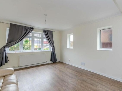 4 Bedroom Detached House For Rent In Pinner