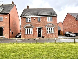 4 bedroom detached house for sale in Cricketers Close, Scraptoft, LE7