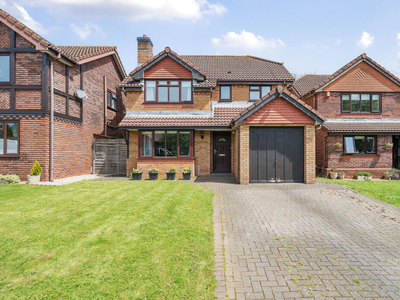 4 bedroom detached house for sale in Stephens Drive, Barrs Court, Bristol, Gloucestershire, BS30