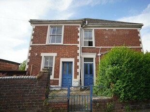 4 bedroom end of terrace house for rent in Falmouth Road, Bishopston, Bristol, BS7