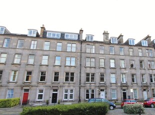 4 bedroom flat for rent in East Claremont Street, Broughton, Edinburgh, EH7