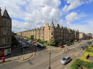 4 bedroom flat for rent in Marchmont Road, Marchmont, Edinburgh, EH9