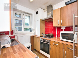 4 bedroom flat for rent in Shandy Street, Stepney, Mile End, London, E1