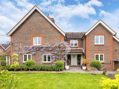 4 Bedroom House Lower Beeding West Sussex