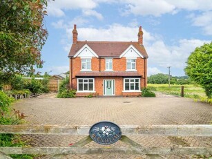 4 Bedroom House Warwickshire Warwickshire