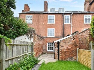 4 Bedroom House Worcester Worcestershire