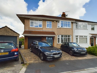 4 bedroom semi-detached house for sale in Avonlea, Hanham, Bristol, BS15