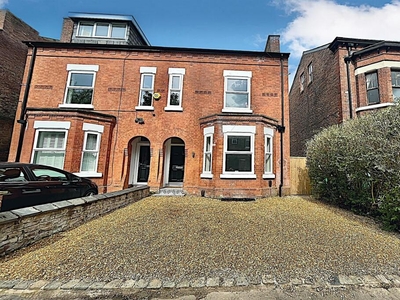 4 bedroom semi-detached house for sale in Northen Grove, West Didsbury, M20