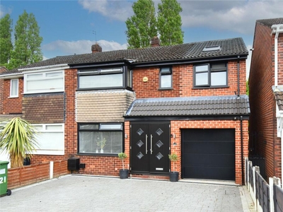 4 bedroom semi-detached house for sale in Thompson Road, Denton, Tameside, M34