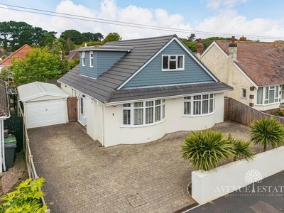 5 bedroom detached house for sale in Duncliff Road, Bournemouth, Dorset, BH6