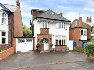5 bedroom detached house for sale in Shanklin Drive, South Knighton, Leicester, LE2