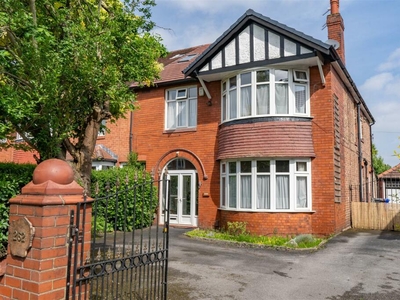 5 bedroom semi-detached house for sale in Wilbraham Road, Whalley Range, M16
