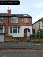 6 bedroom detached house for rent in Harrington Drive, Nottingham, NG7