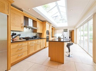 6 bedroom detached house for rent in Loudoun Road, St Johns Wood, London, NW8
