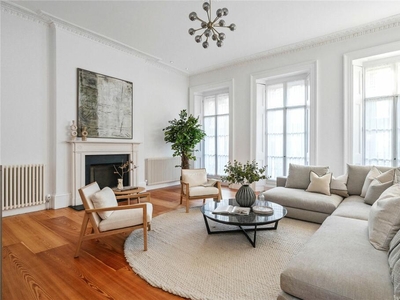 6 bedroom terraced house for sale in Endsleigh Street, London, WC1H