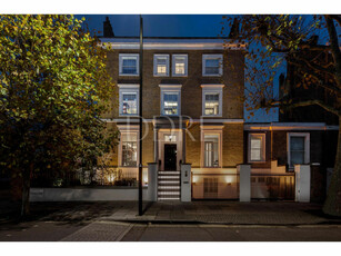 8 bedroom detached house for rent in Hamilton Terrace, London, NW8