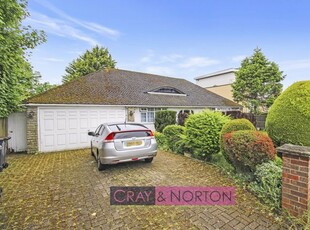 Bungalow for sale in Woodbury Close, East Croydon CR0