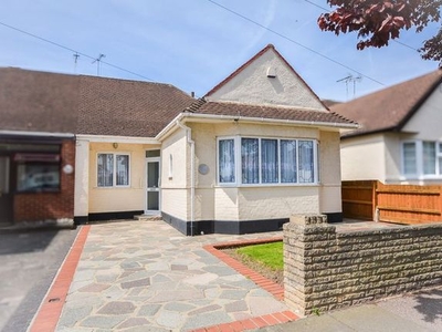 Bungalow to rent in Lyndale Avenue, Southend-On-Sea SS2