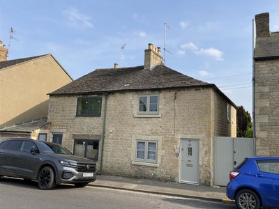 Cottage to rent in Empingham Road, Stamford PE9