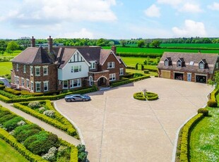Country house for sale in Chenies Hill, Chesham HP5