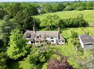 Country house for sale in Salisbury Road, Plaitford, Romsey, Hampshire SO51