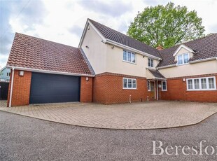 Detached house for sale in Beaufort Gardens, Braintree CM7