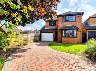 Detached house for sale in St. Clements Crescent, Benfleet SS7