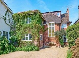 Detached house for sale in Stonehill Close, London, 8Rp SW14