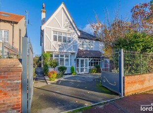 Detached house for sale in Victoria Avenue, Southend-On-Sea SS2