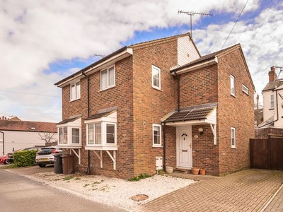 Detached house to rent in Dalton Street, St Albans, Herts AL3