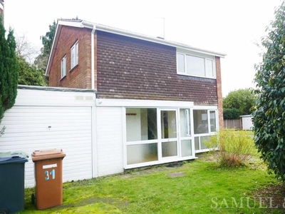 Detached house to rent in Ravensdale Gardens, Walsall WS5