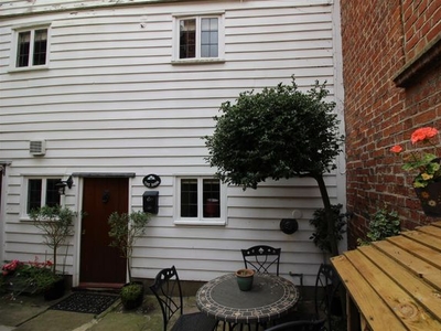 Maisonette to rent in The Barn, Rear Of 21 Stoneham Street, Coggeshall CO6