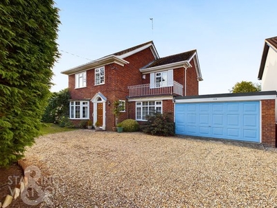 Detached house to rent in The Street, Rockland St. Mary, Norwich NR14