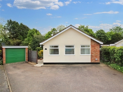 Elms Close, Earsham, Bungay, Norfolk, NR35 3 bedroom bungalow in Earsham
