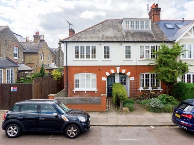 End terrace house to rent in Grena Road, Richmond TW9