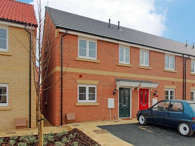 End terrace house to rent in Hetterley Drive, Barleythorpe, Oakham LE15