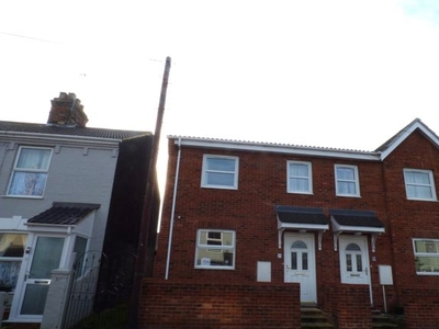 End terrace house to rent in Nile Road, Gorleston, Great Yarmouth NR31