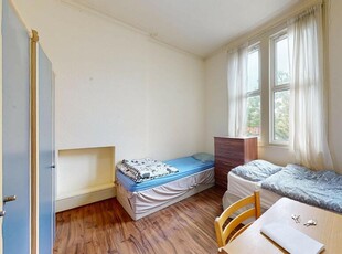 Flat share for rent in Anson Road, NW2