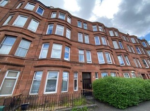 Flat to rent in 27 Kings Park Road, Glasgow G44