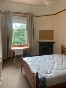 Flat to rent in 6/5, Bruntsfield Gardens, Edinburgh EH10