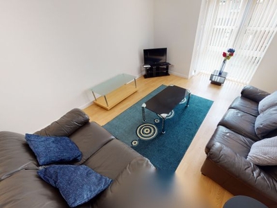 Flat to rent in Bannermill Place, Aberdeen AB24