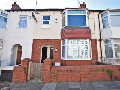 Flat to rent in Brighton Avenue, Blackpool FY4