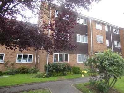 Flat to rent in Brook Crescent, Cippenham, Slough SL1