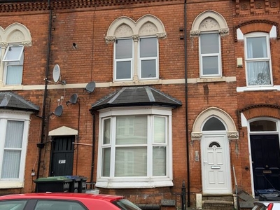 Flat to rent in Carlyle Road, Edgbaston B16