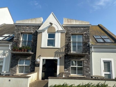 Flat to rent in Castle Court Apartments, Castletown, Isle Of Man IM9
