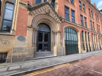 Flat to rent in Chepstow Street, Manchester M1