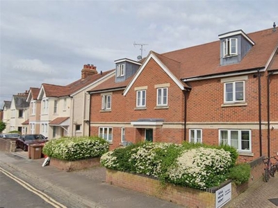 Flat to rent in Bateman Street, Headington, Oxford OX3