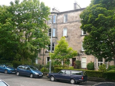 Flat to rent in Gladstone Terrace, Edinburgh EH9