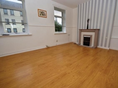 Flat to rent in Loaning Crescent, Edinburgh EH7