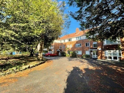 Flat to rent in Poole Road, Poole BH12